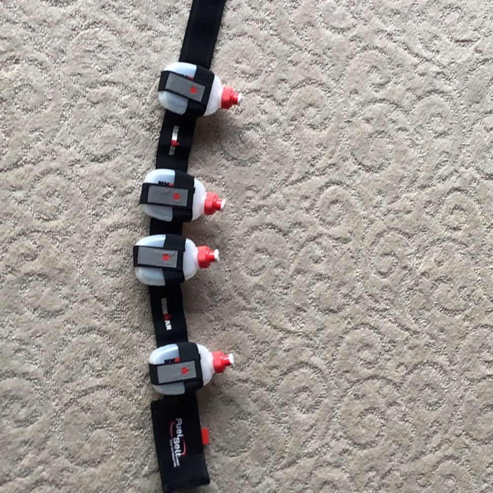 Fuel belt hydration running cycling 4 bottles